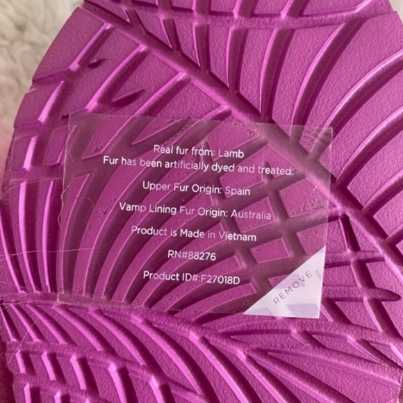 UGG Slides - Picture 4 of 16